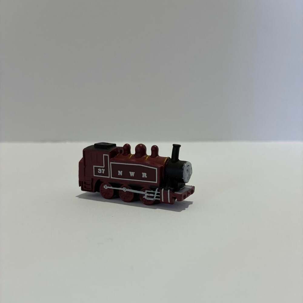 Thomas & Friends Rosie NWR 37 Engine Train Mini Figure